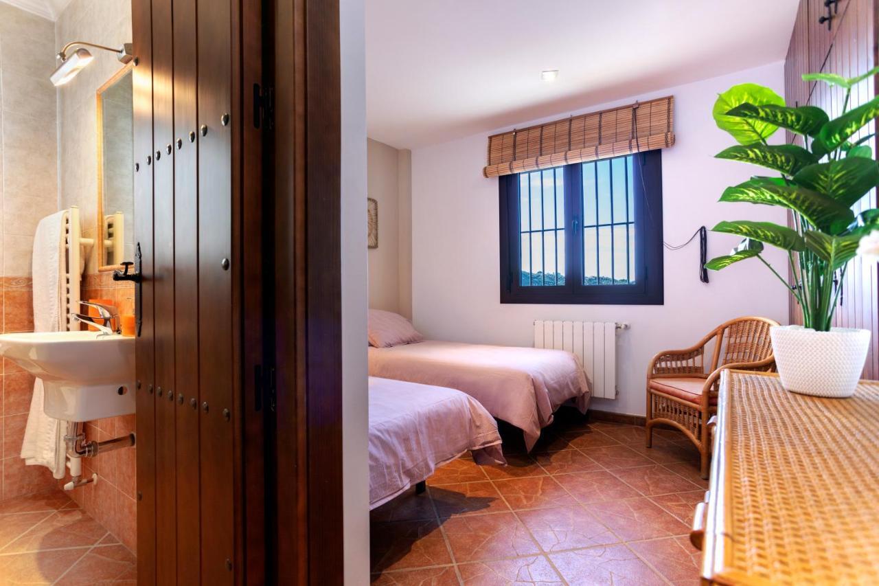 Holiday Home El Encinar Alcaucín Exterior photo